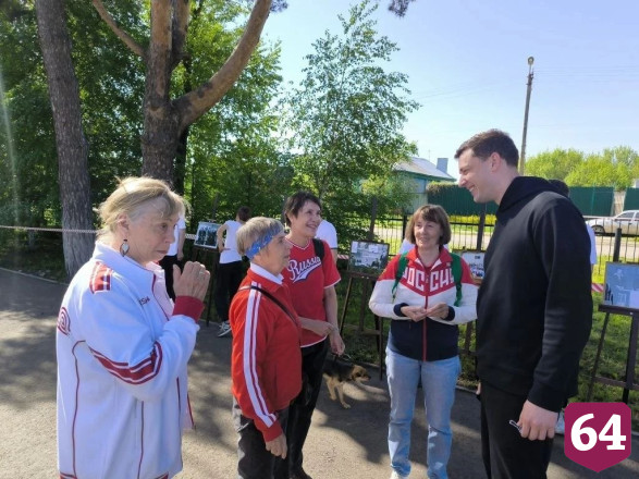 Олимпийские чемпионки провели зарядку для участников саратовского забега